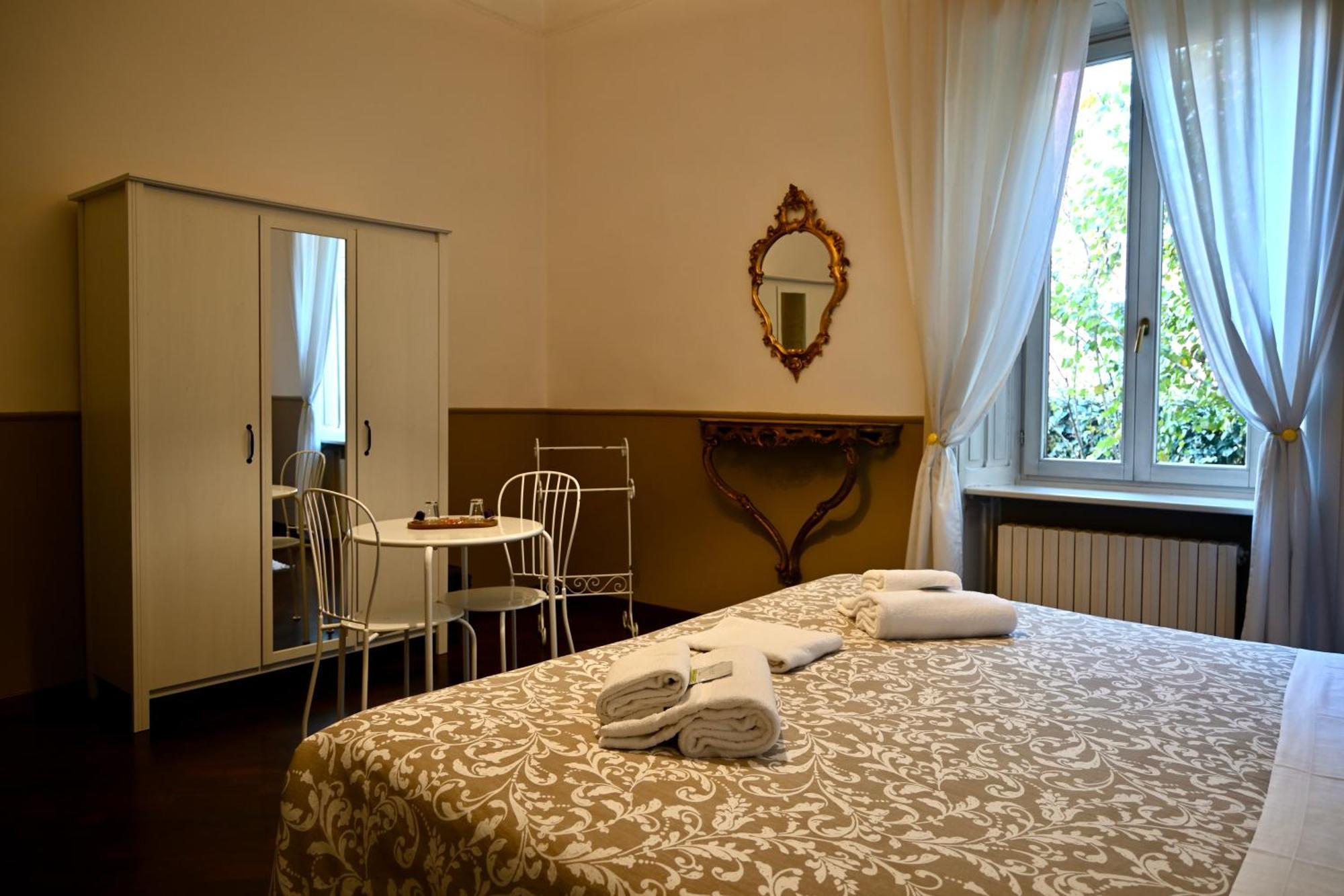 Dimora Montecchi Hotel เวโรนา ภายนอก รูปภาพ